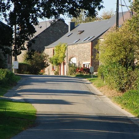 B&B Les Trois Voisins Bourseigne-Vieille Kültér fotó