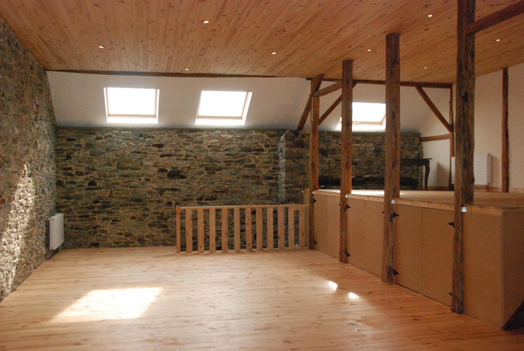 B&B Les Trois Voisins Bourseigne-Vieille Kültér fotó