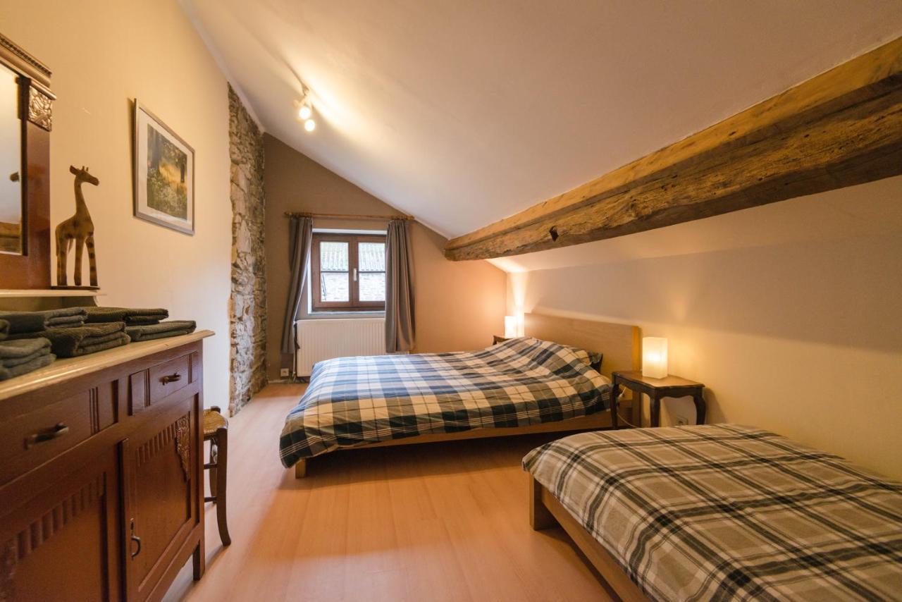 B&B Les Trois Voisins Bourseigne-Vieille Kültér fotó