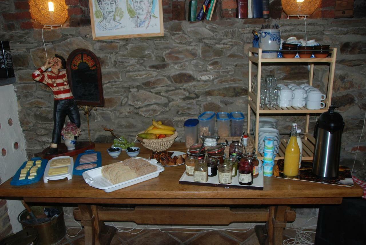 B&B Les Trois Voisins Bourseigne-Vieille Kültér fotó