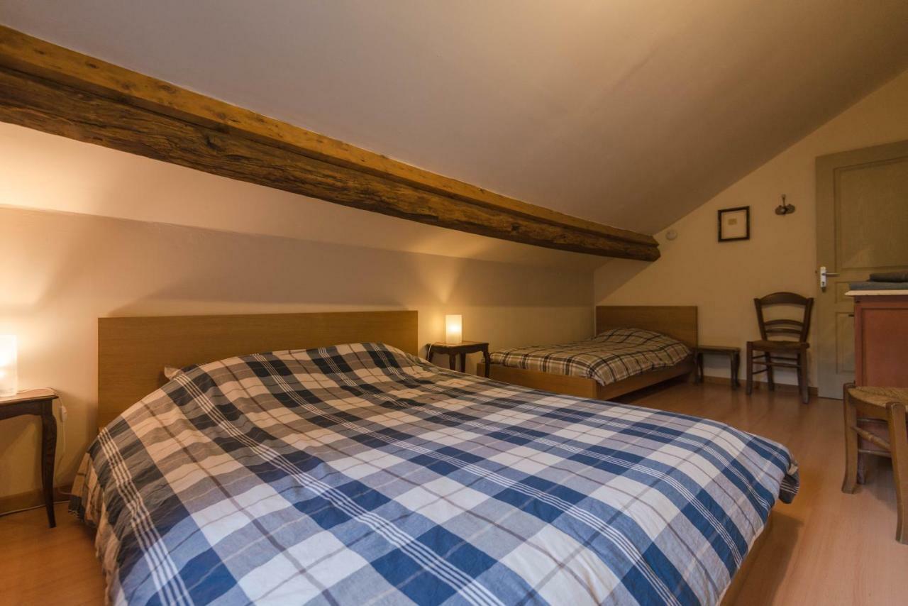 B&B Les Trois Voisins Bourseigne-Vieille Kültér fotó
