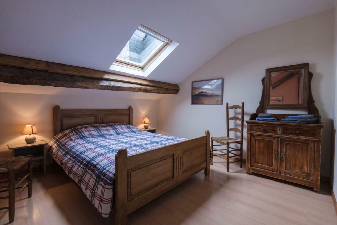 B&B Les Trois Voisins Bourseigne-Vieille Kültér fotó